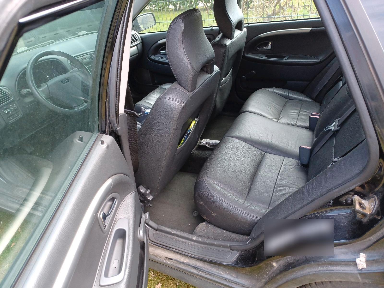 Volvo V40 2004 — photo 5