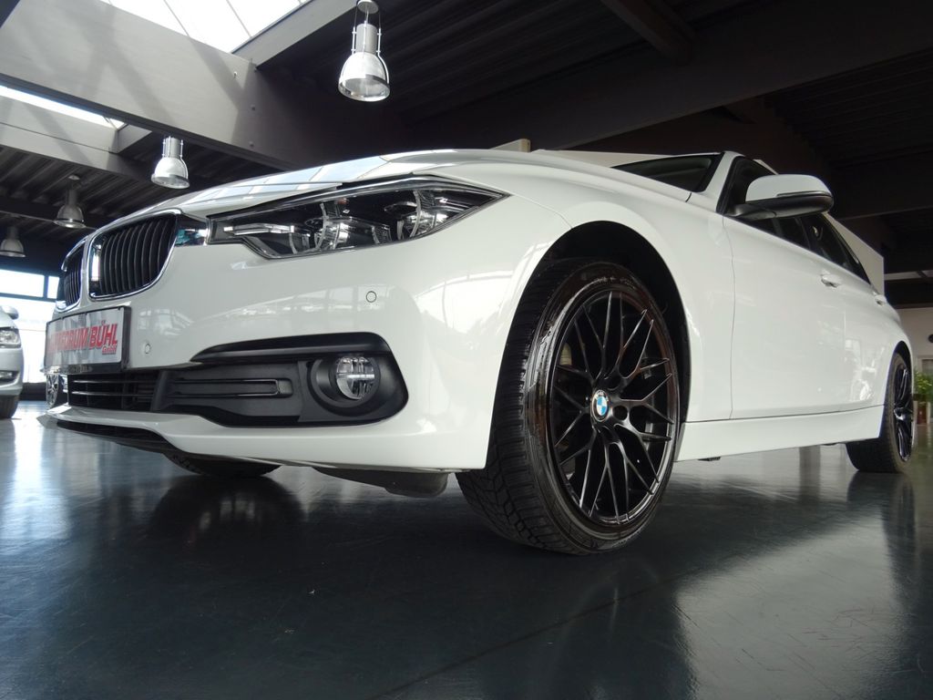 Image of BMW 320