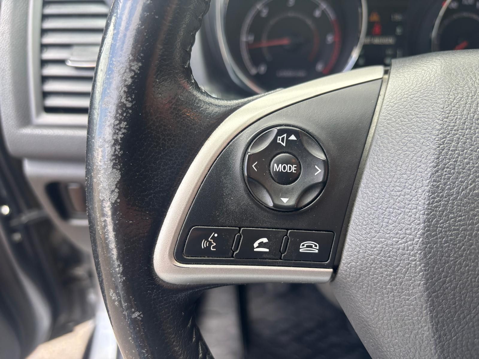 Fahrzeugabbildung Mitsubishi ASX Top 4WD-XENON-AHK-PANO-SHZ-KAMERA-TEMP-KLIMA