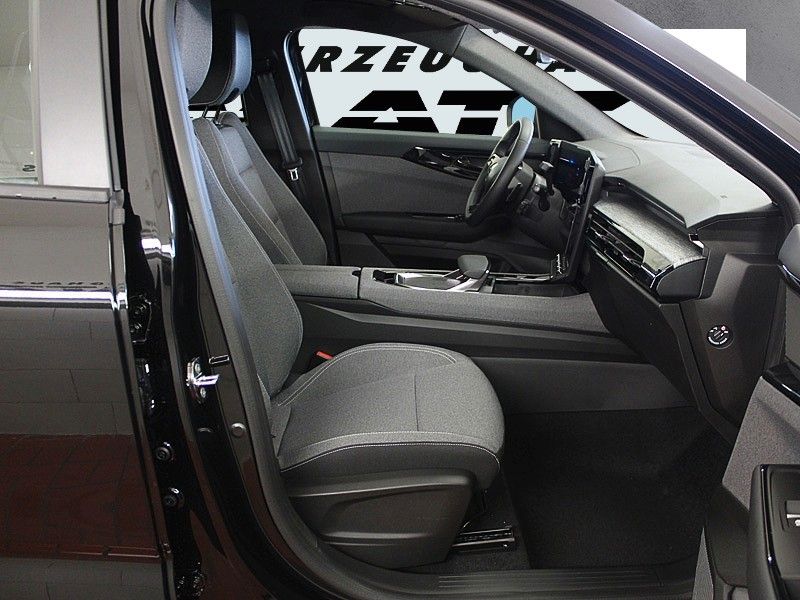 Fahrzeugabbildung Renault Austral Mild Hybrid 140 Automatik Equilibre City