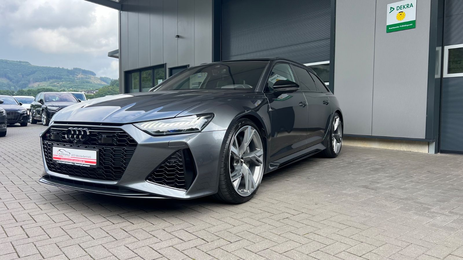 AUDI RS6 Avant * Pano * Keramik * B&amp;O * HUD * Luft