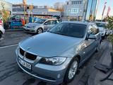 BMW 320 Automatik - BMW 320 aus 2005: Kombi