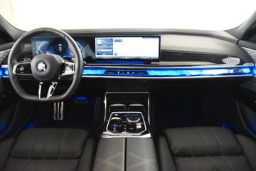 BMW 740 - 11