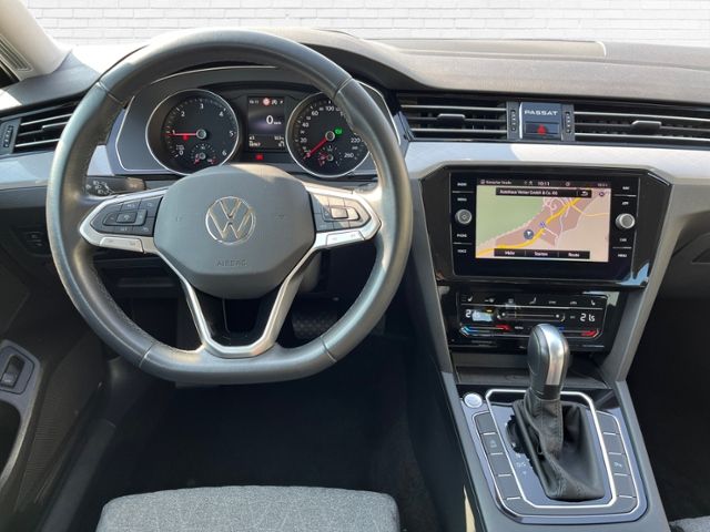 Fahrzeugabbildung Volkswagen Passat Variant Business 2.0 TDI DSG KLIMA LED NA