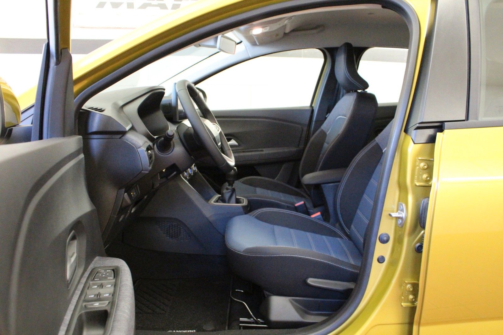 Fahrzeugabbildung Dacia Sandero TCe 100 Journey*Winterpaket* *MJ 2026