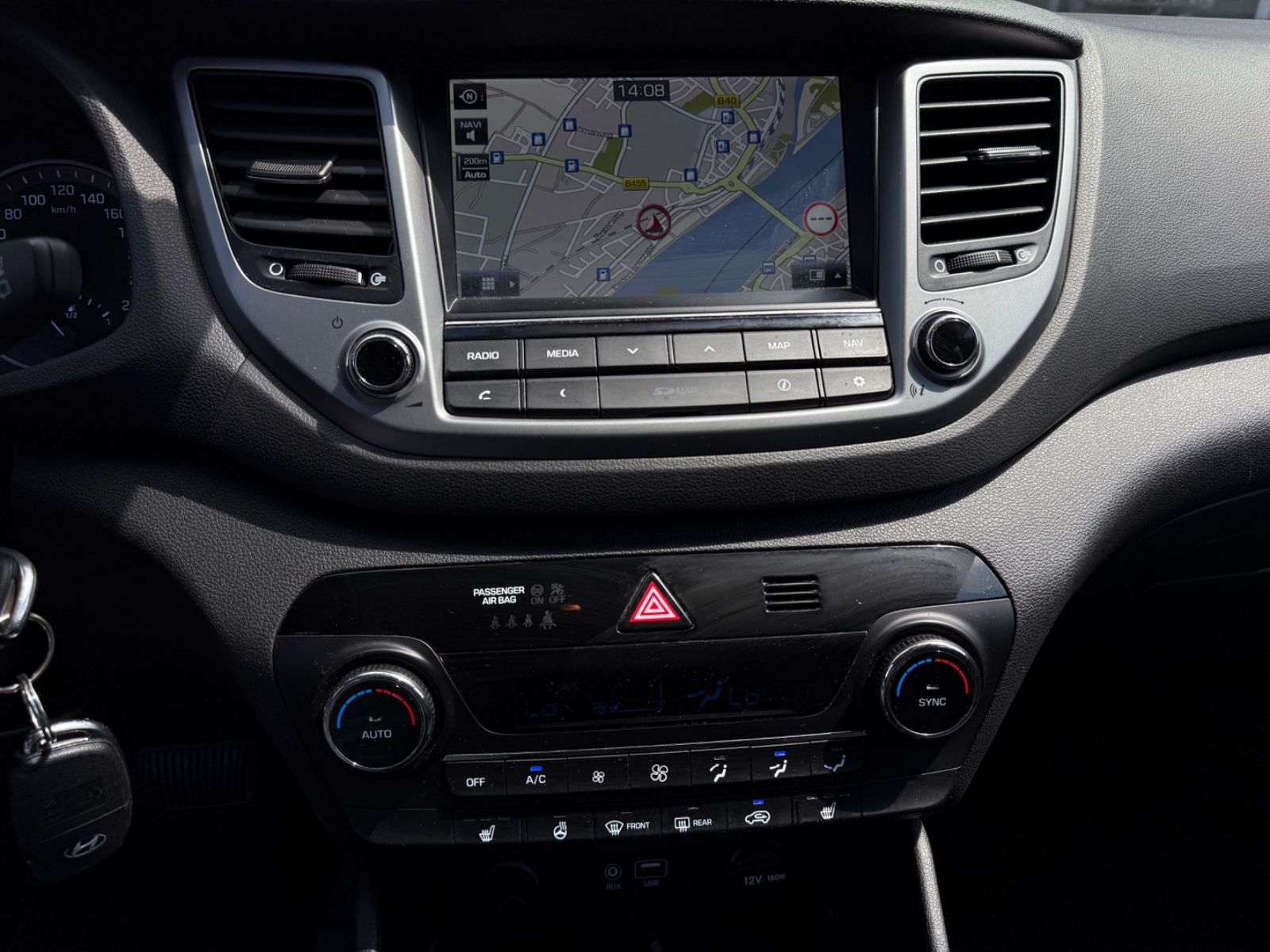 Fahrzeugabbildung Hyundai Tucson Advantage*LED*AHK*R-Kamera*Navi*Garantie