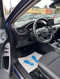 Ford Focus - 10