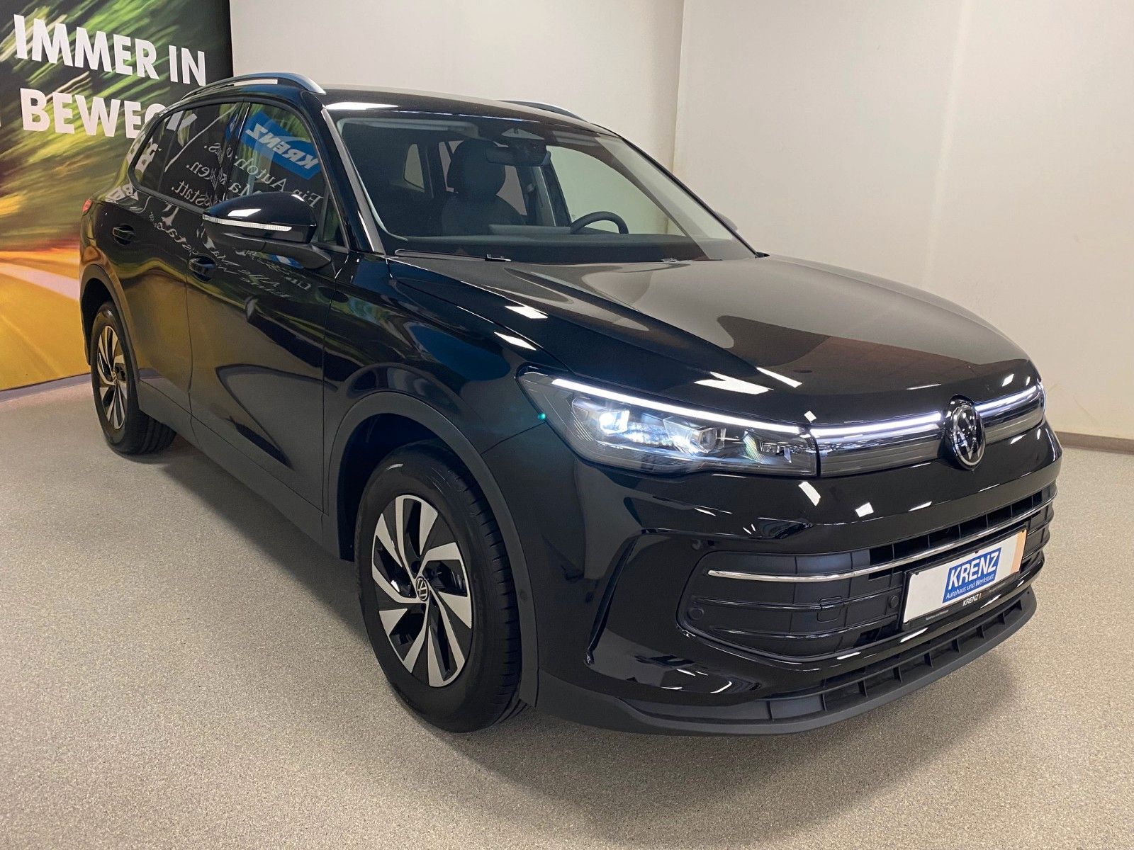Fahrzeugabbildung Volkswagen Tiguan 1.5 eTSI OPF DSG +ACC+LED+NAVI+PARKASSIST