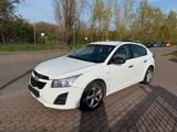 Chevrolet Cruze Hatchback LS - Chevrolet Unfallwagen