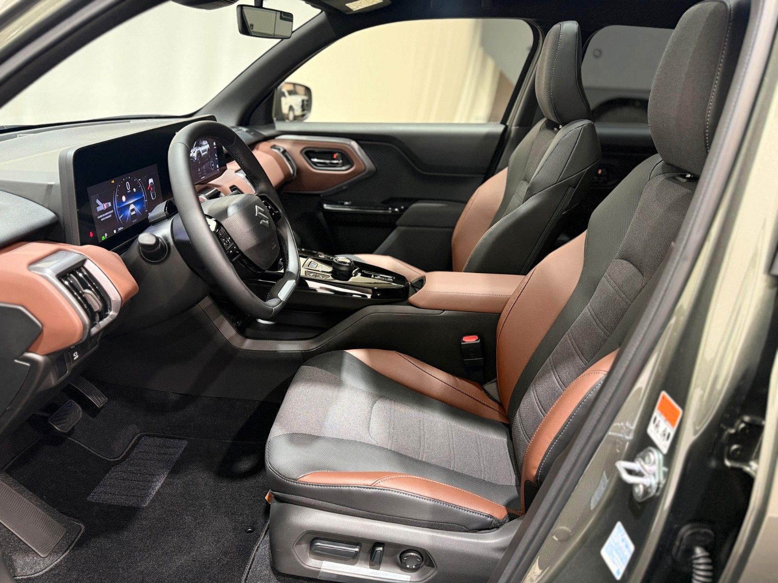 Fahrzeugabbildung Suzuki e Vitara 61 kWh Comfort+ Allgrip