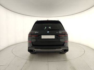 BMW X7 - 4