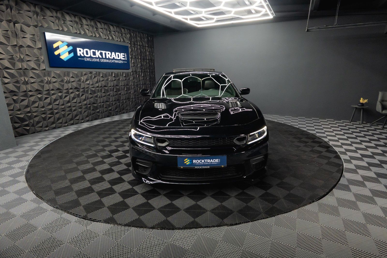 Fahrzeugabbildung Dodge Charger 3.6 4x4 GT Performance FULL Options 19%