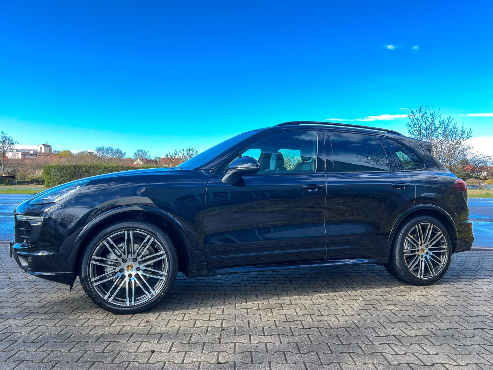 Porsche Cayenne S Diesel Platinum APPROVED|PANO|BOSE|TOP