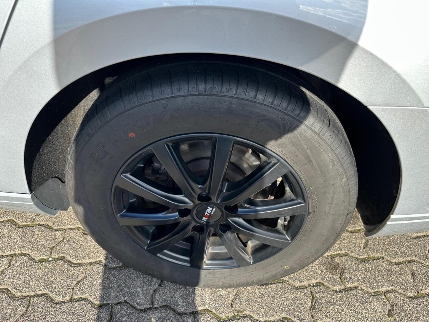 Volkswagen Passat Variant Business 1.5 TSI BMT Navi Bluetoo