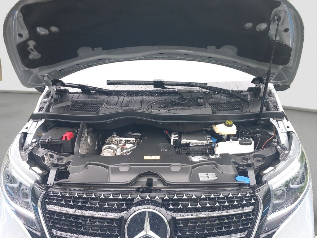 Fahrzeugabbildung Mercedes-Benz V 300 d 4MATIC AVANTGARDE Lang AHK*Leder*Navi