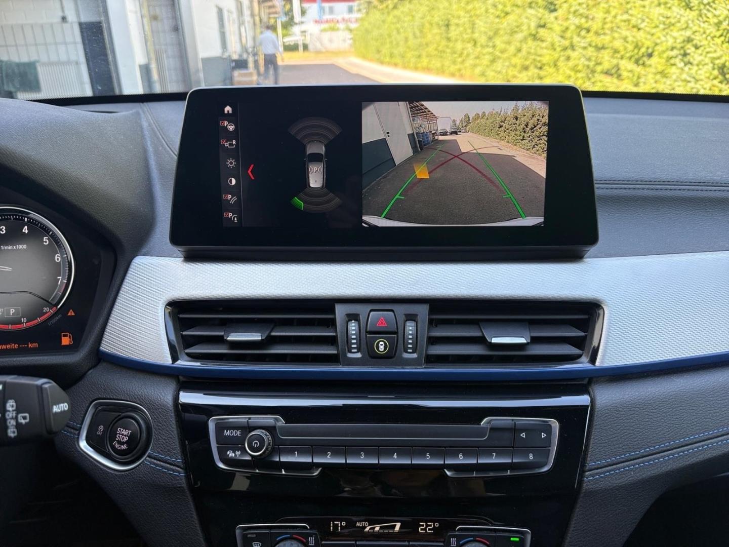 BMW X1 xDrive 20i M Sport HuD Navi LED el.Heckklappe, миниатюра 16