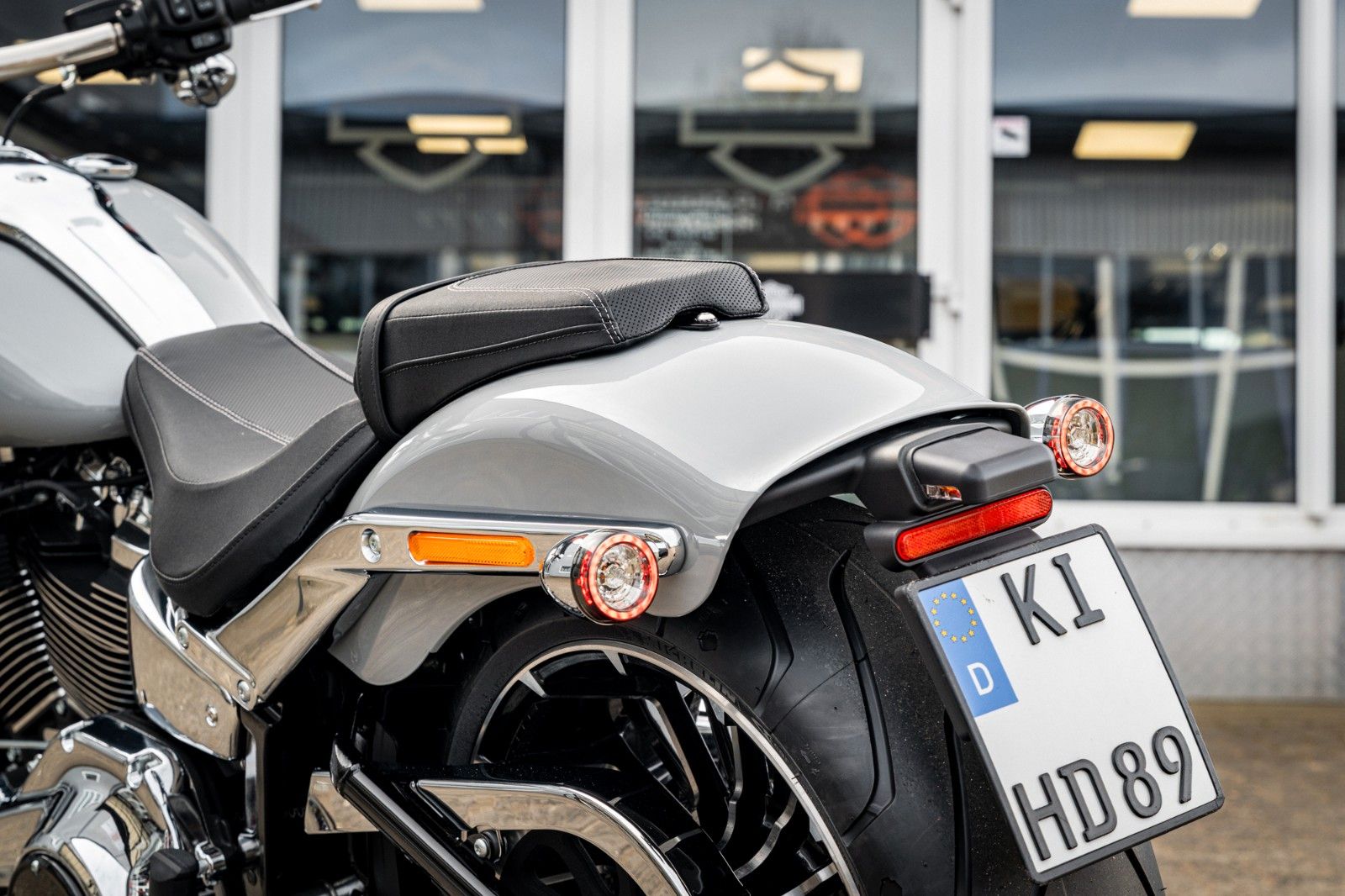 Fahrzeugabbildung Harley-Davidson BREAKOUT FXBR 117 ci - MY25 - Sofort Verfügbar