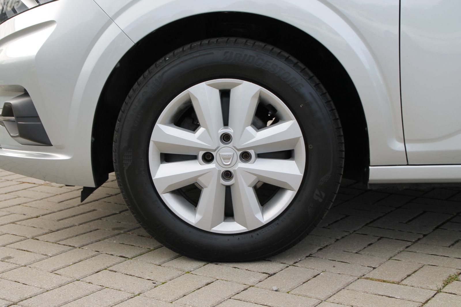 Fahrzeugabbildung Dacia Sandero Comfort TCe 100 ECO-G