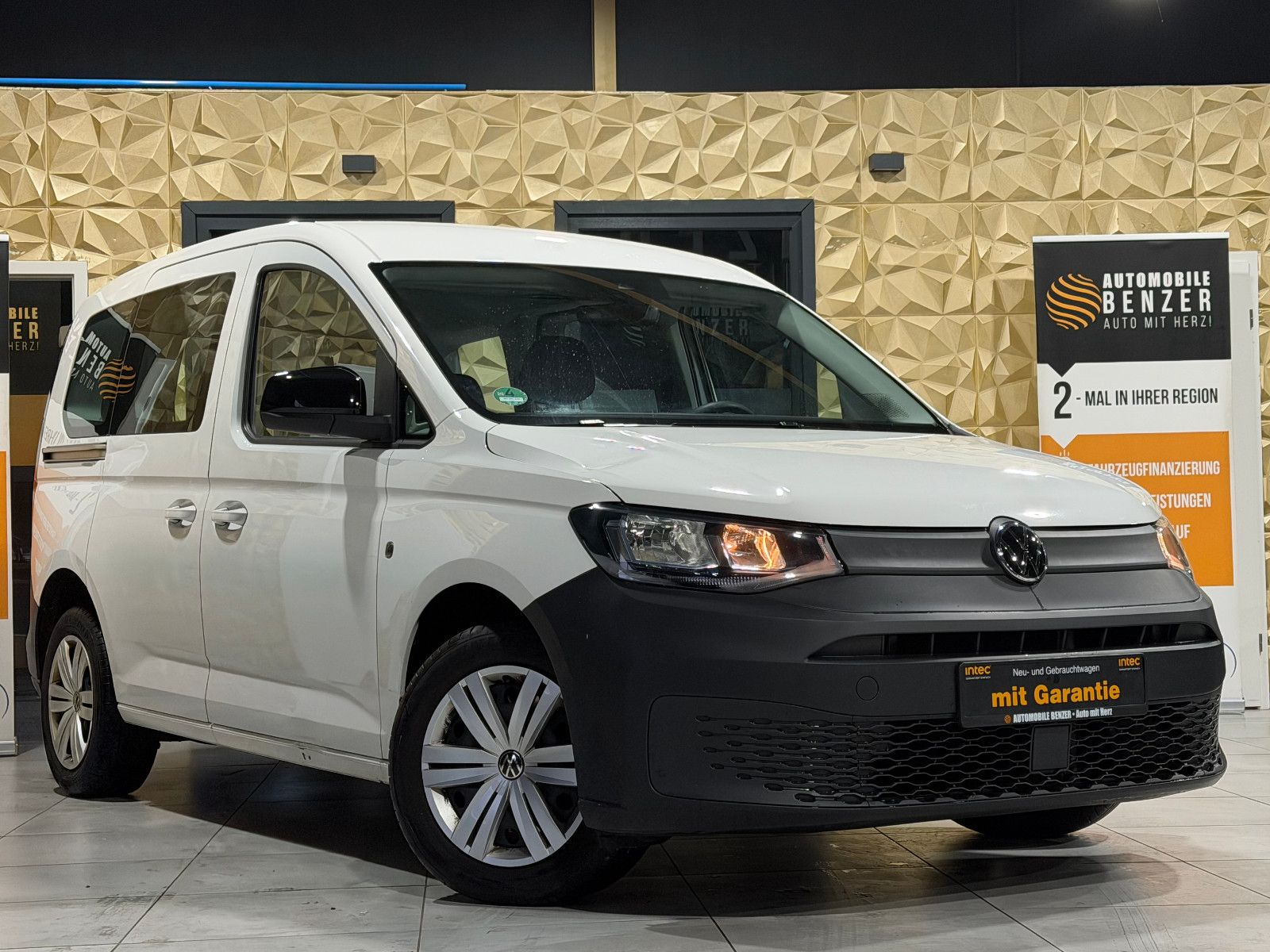 Fahrzeugabbildung Volkswagen Caddy  BLUETOOTH/AUTO-HOLD/ACC/TEMPOMAT/