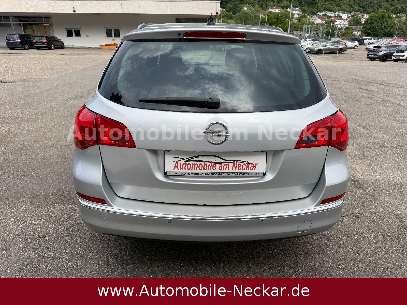 Opel Astra 2013 — photo 6