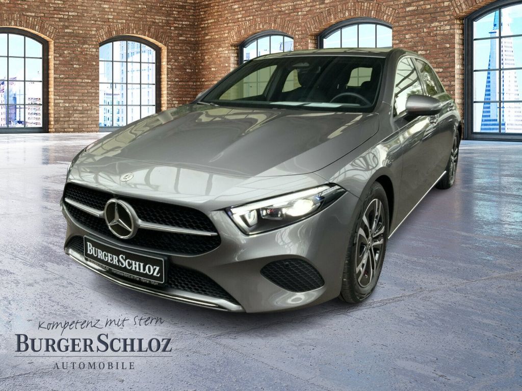 Mercedes-Benz A 200 — hlavná fotografia
