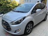 Hyundai ix20 1.6 *AUTOMATIK*R-KAMERA*SHZ*1.HAND* - Hyundai ix20 Gebrauchtwagen in Berlin