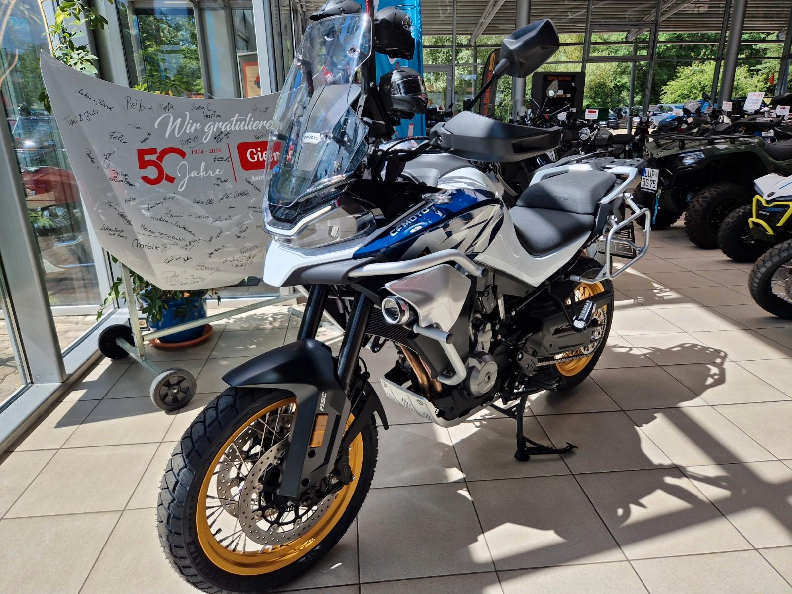 CFMOTO 800 MT Explore Starry White mit Koffer 11399€