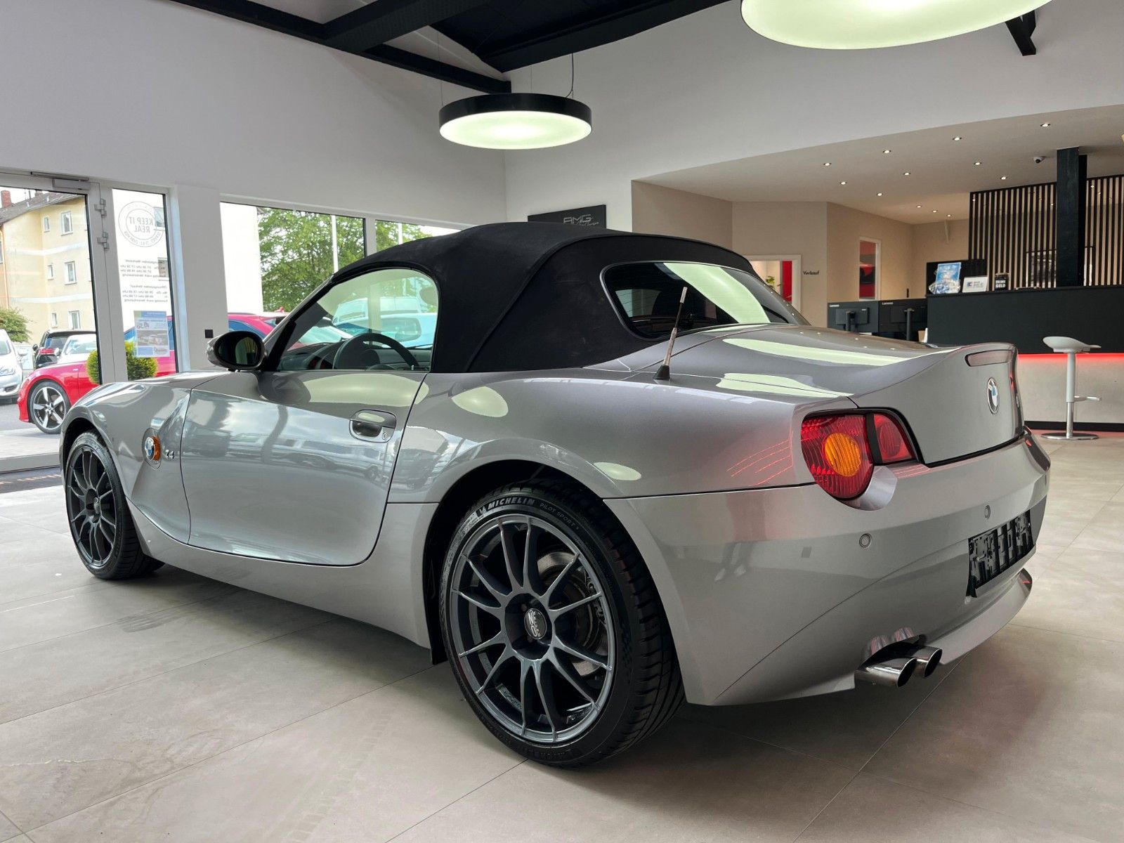 Fahrzeugabbildung BMW Z4 Roadster 3.0i*Hardtop*Leder*PDC*Xenon*Sound*