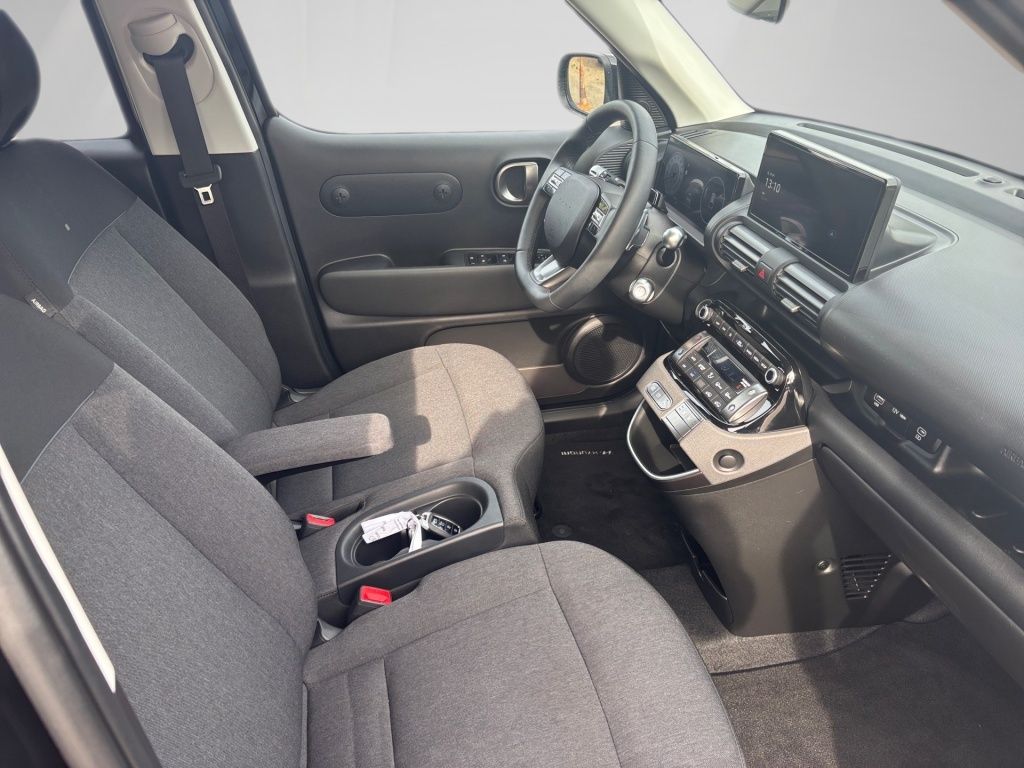 Fahrzeugabbildung Hyundai INSTER TREND ELEKTRO 2WD SHZ LHZ NAVI KAMERA PDC