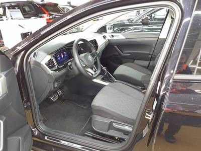 Polo 1.0 TSI DSG MOVE LED+KAMERA+DCP+EPH+ACC+APP