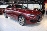 Maserati Levante SQ4 GranLusso ACC/Pano/B&W - Maserati Levante: Granlusso