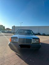 Mercedes-Benz Mercedes Benz W124 230CE - Mercedes-Benz 230 in Köln