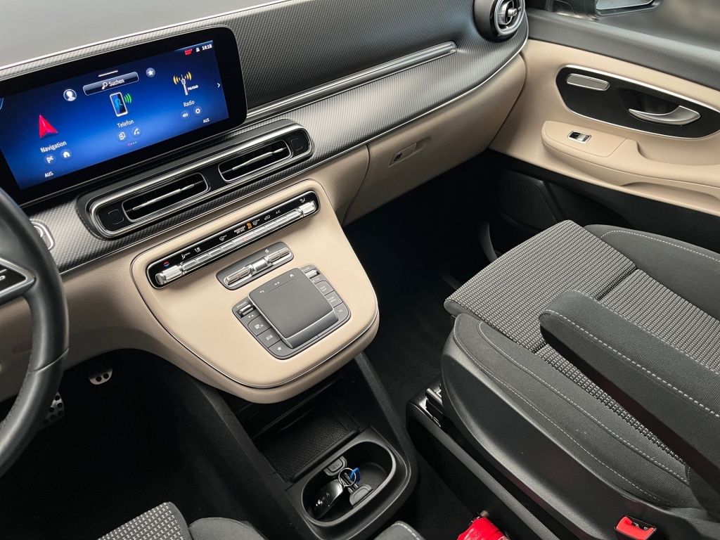 Fahrzeugabbildung Mercedes-Benz V 250 Marco Polo 4x4 AMG 5 Sitze AIRMATIC SOUND