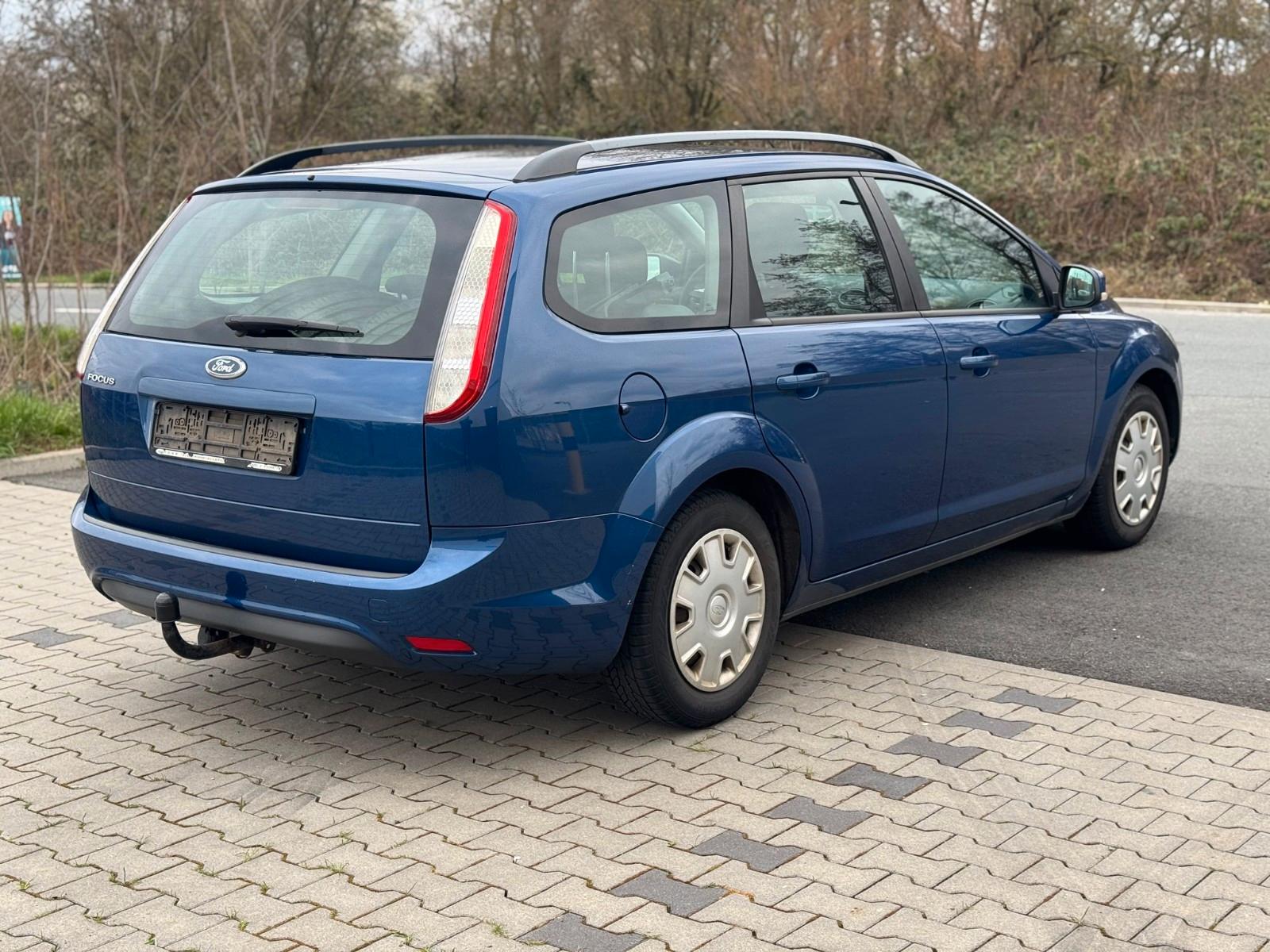 Ford Focus 2010 — photo 6
