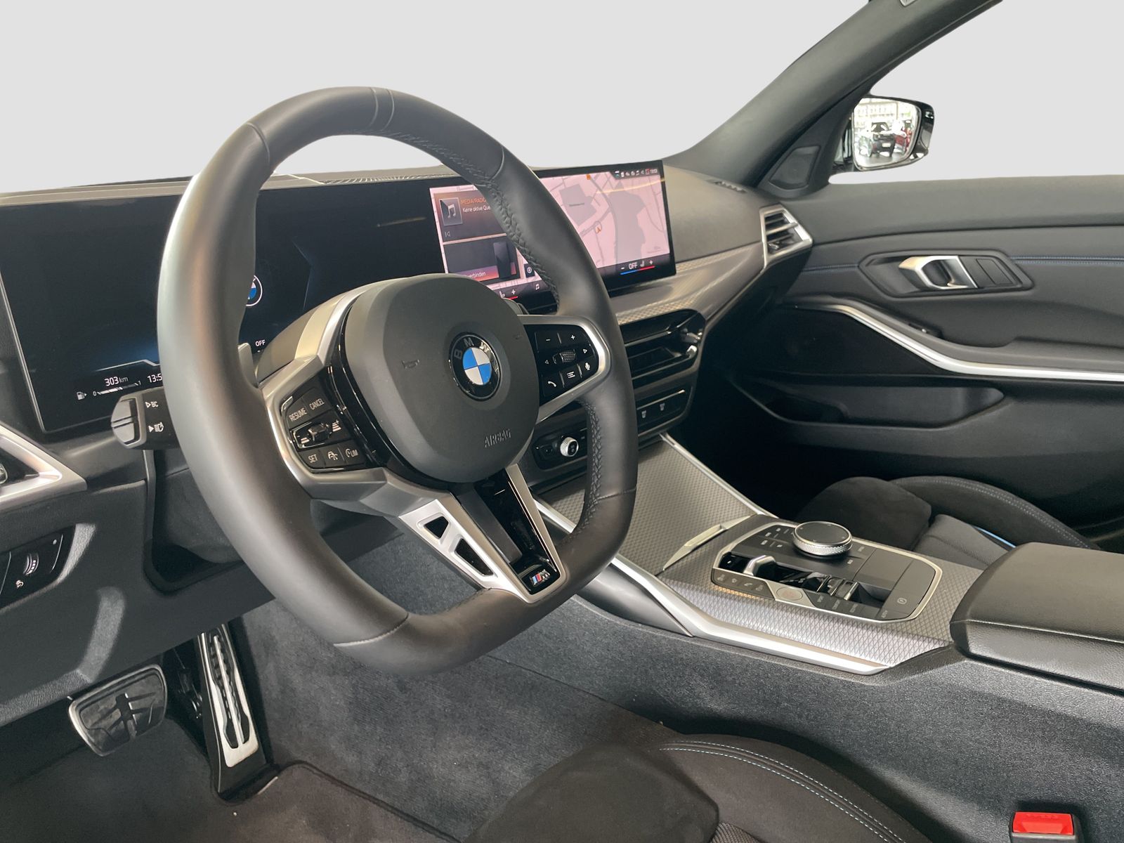 BMW 330 - Bild 10