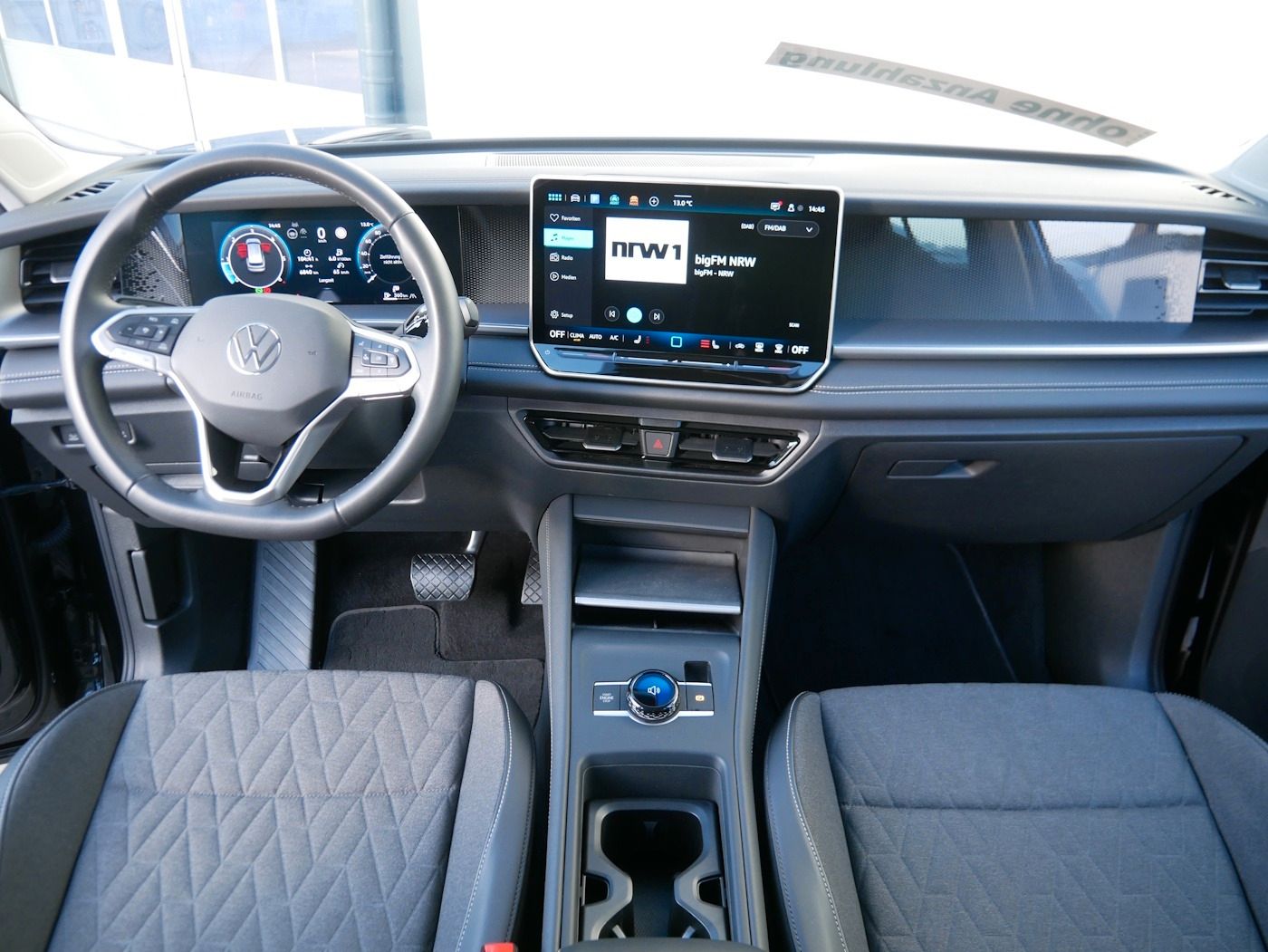 Fahrzeugabbildung Volkswagen Tayron 2.0 4Motion NEU64T 7-Sitzer Matrix AHK DC