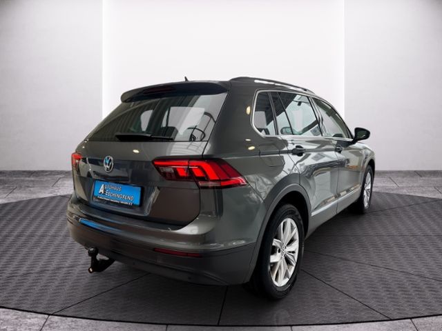 Fahrzeugabbildung Volkswagen Tiguan 2.0 TDI DSG 4M COMFORTLINE AHK NAVI DYNAU