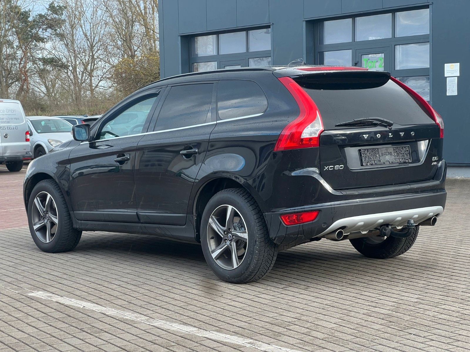 Fahrzeugabbildung Volvo XC60 Momentum AWD