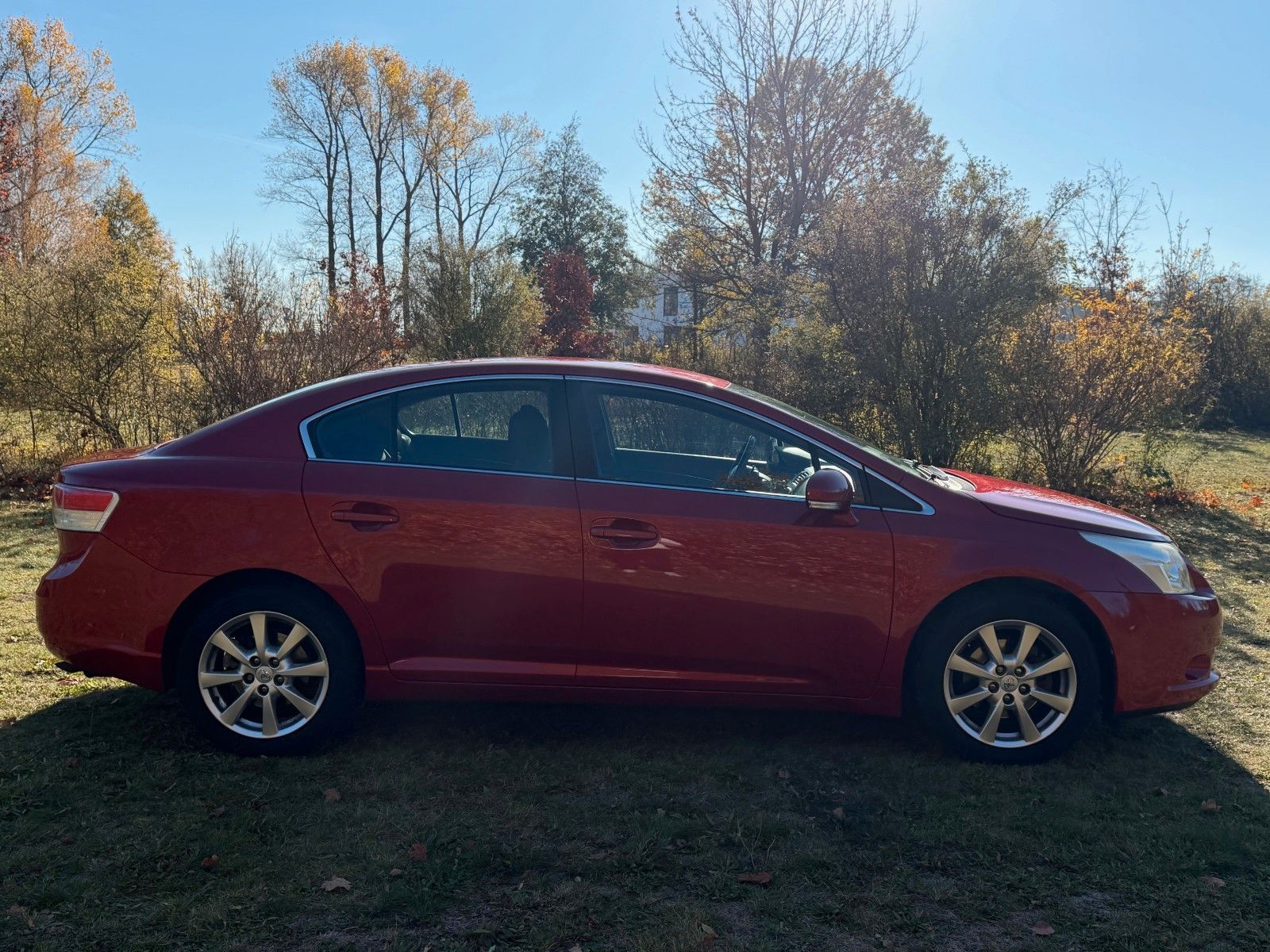 Fahrzeugabbildung Toyota Avensis 2.0 Executive AT *Allwetter*Stzhzg*PDC*