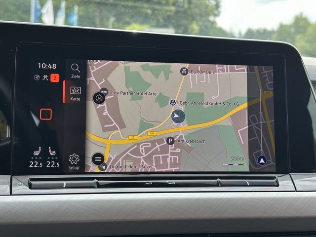 Golf VIII 1.5 eTSI Life DSG SHZ NAVI AHK ACC LED