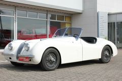 Jaguar XK 120 *Cremeweiß Edition Pipe*V8*