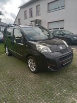 Fiat Qubo 1.4 8V Active Pop - Fiat Qubo mit Benzin-Antrieb: Kleinbus, 1.4
