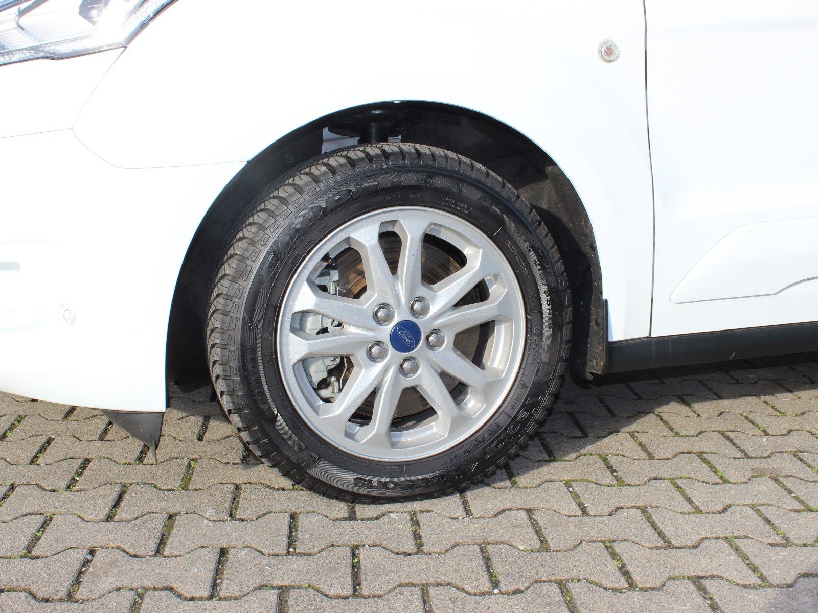 Fahrzeugabbildung Ford Transit Connect Kasten Limited 1,5 EcoBlue