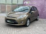 Ford Fiesta Titanium 1.4 Aut Titanium SH PDC Tempomat - Ford Fiesta: 1.4