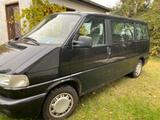 Volkswagen T4 Caravelle, Motor bei 228.000 km runderneuert - Volkswagen T4 Caravelle in Leipzig
