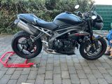 Triumph Speed Triple RS 1050 - TRIUMPH 1050 SPEED TRIPLE