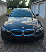BMW 320d Touring xDrive*AppleCar*LED*Live Cockpit* - BMW 320 in Braunschweig