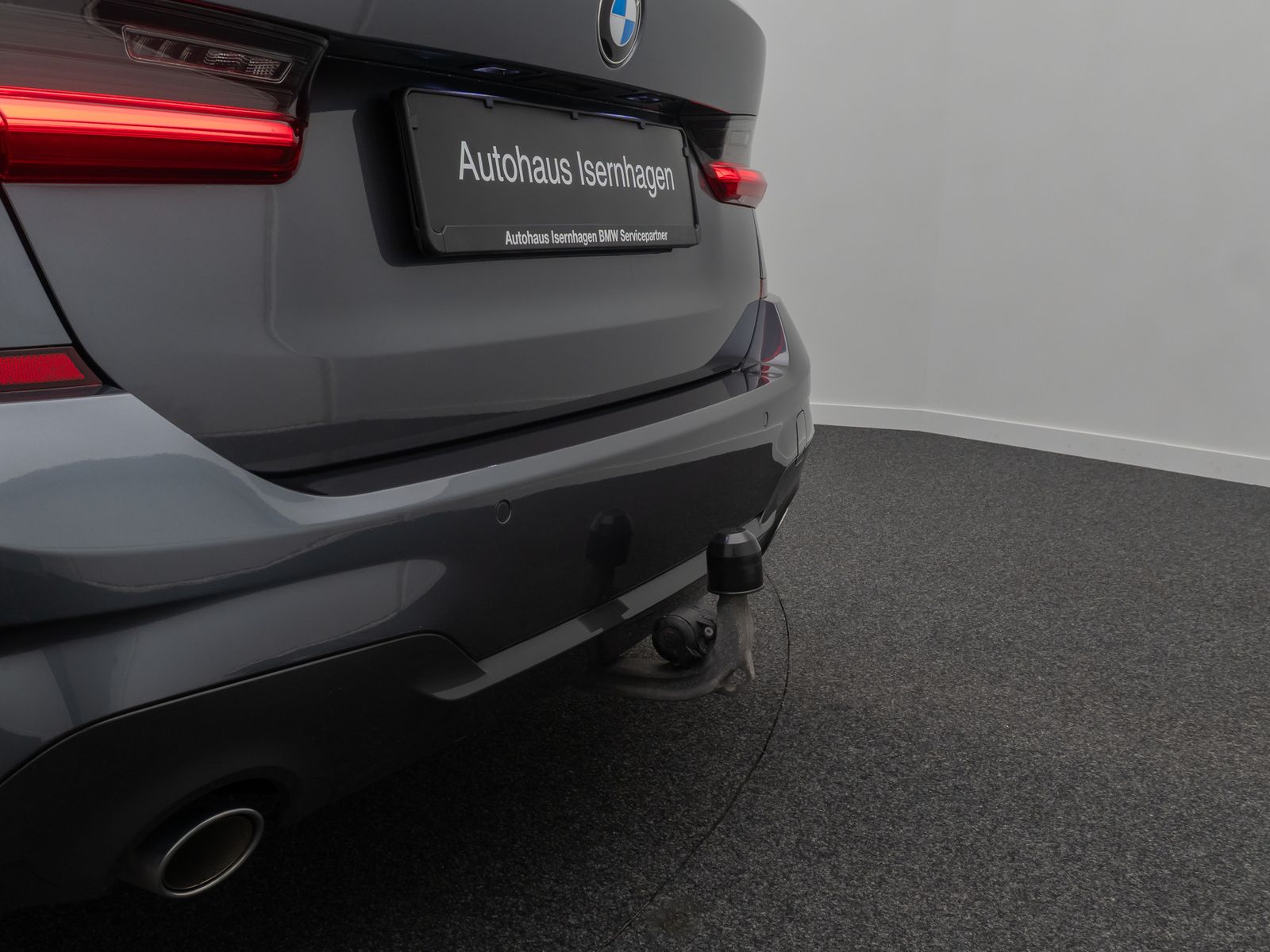 Fahrzeugabbildung BMW 318d M Sport Navi LED AHK DAB FernlichtAss