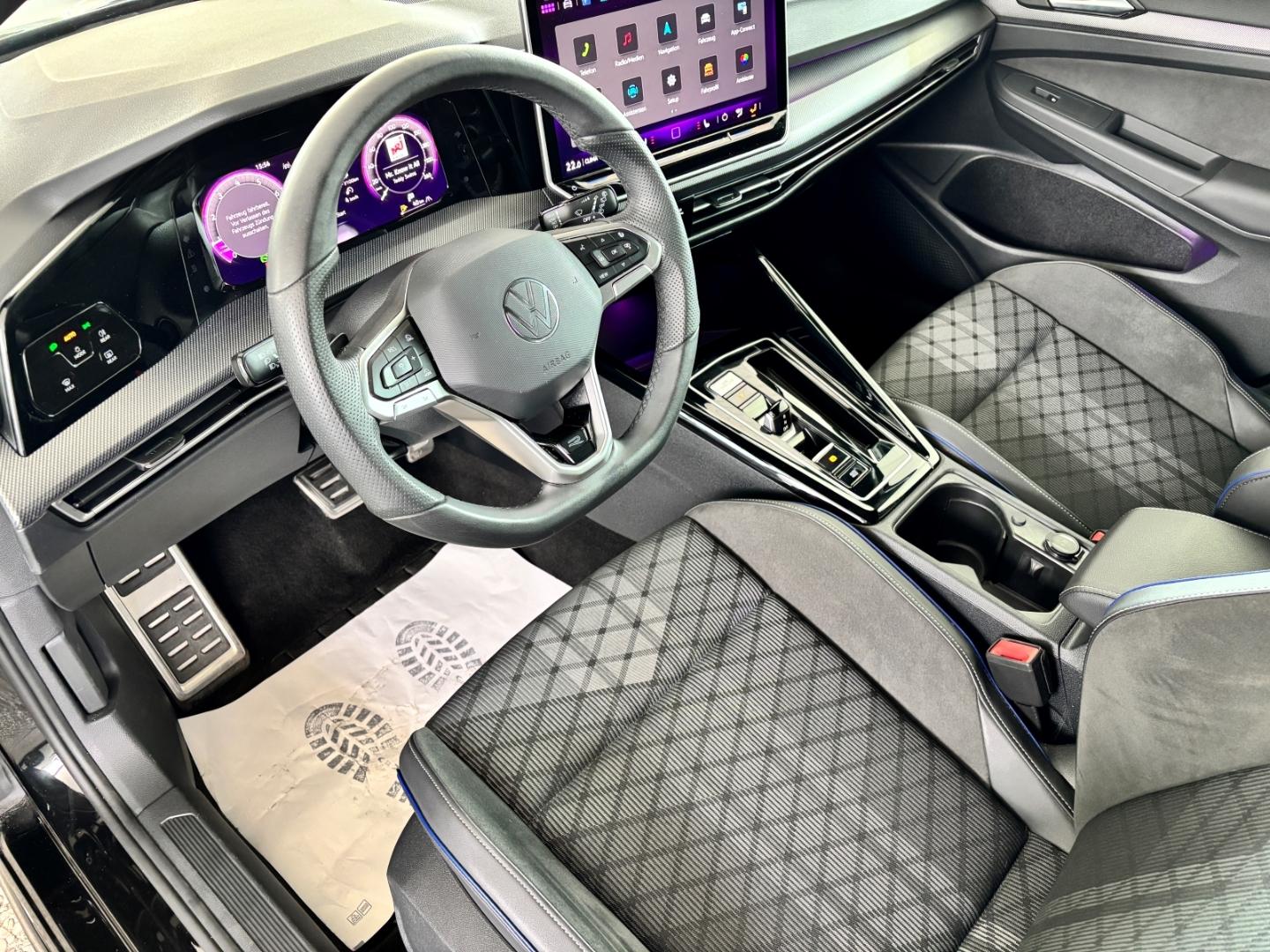 Volkswagen Golf VIII Variant 1.5 eTSI DSG R-Line ACC RFK LE, миниатюра 11