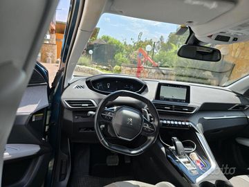 Peugeot 5008 - 10